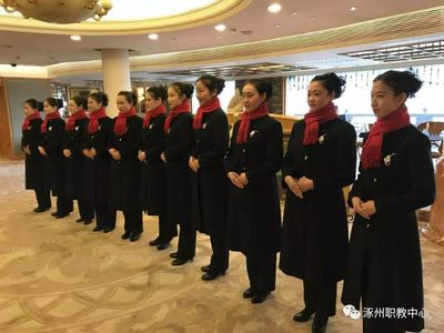 校園動態|涿州職教中心11名旅游專業學生參與全國政協常委會會議禮儀與會展服務